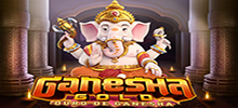Ganesha, el dios de los nuevos comienzos, el éxito y la sabiduría, ha sido venerado durante siglos por su gracia y sabiduría. Su conocimiento y enseñanzas han guiado a muchos de sus seguidores hacia una vida feliz y próspera.<br/>
Ganesha Gold es una tragamonedas de video de 5 rodillos y 3 filas con la función de giros gratis y multiplicadores de ganancias de hasta x20. 3, 4 o 5 símbolos Scatter en cualquier lugar activarán la función de giros gratis y te otorgarán 12, 15 o 20 giros gratis respectivamente. Multiplica tus ganancias consiguiendo comodines. Si consigues 3 comodines, el multiplicador se duplicará y la colección de comodines se reiniciará a cero.